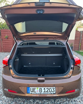 Hyundai i20 cena 42900 przebieg: 18000, rok produkcji 2015 z Pisz małe 407